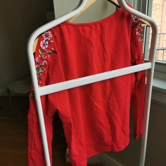 Red Embroided Cotton Top - Picture 3 of 4